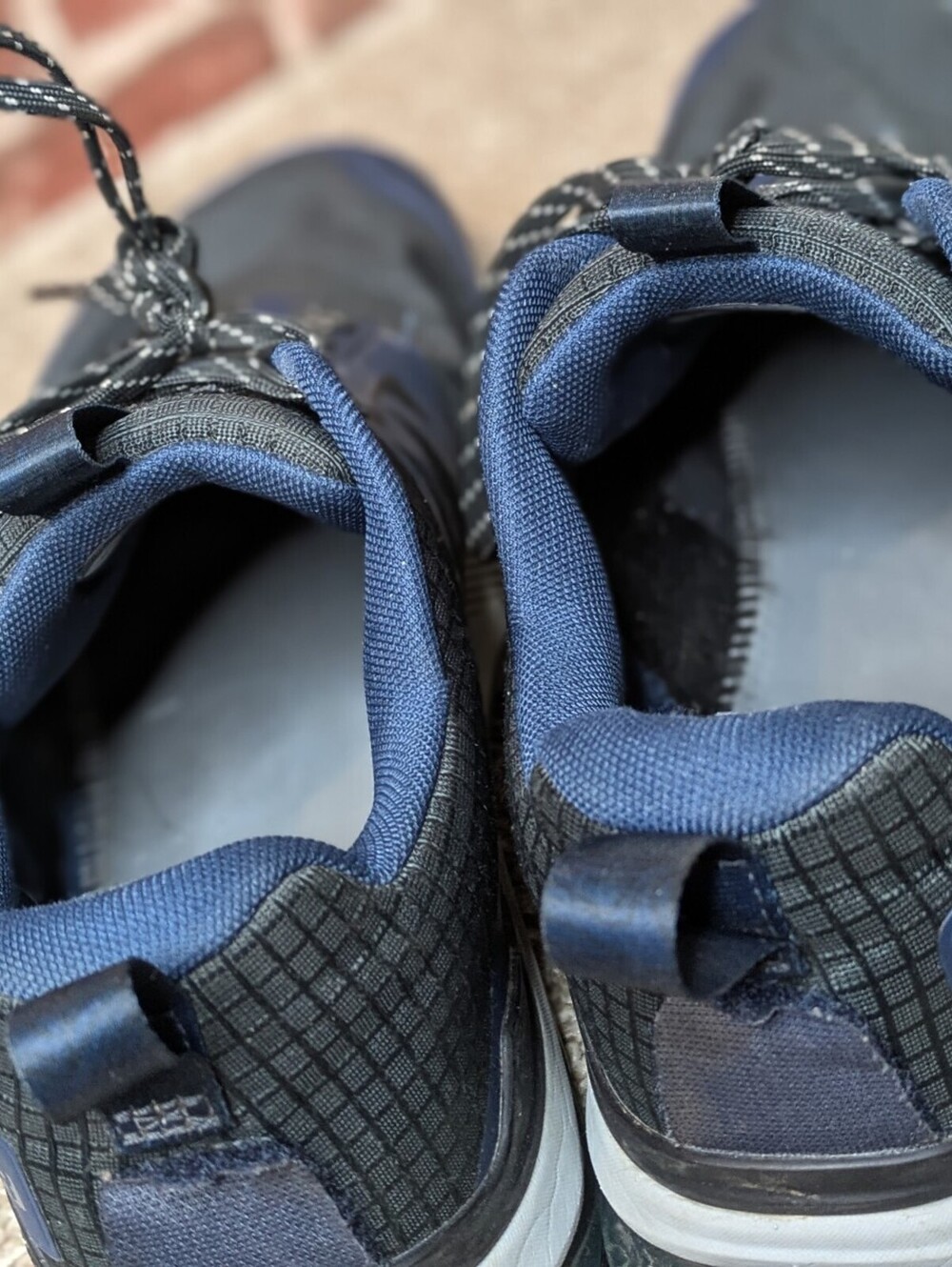 Altra Lone Peak 8 Trail Running Sneakers Men 11 Blue Navy Black Mesh - Picture 7 of 9